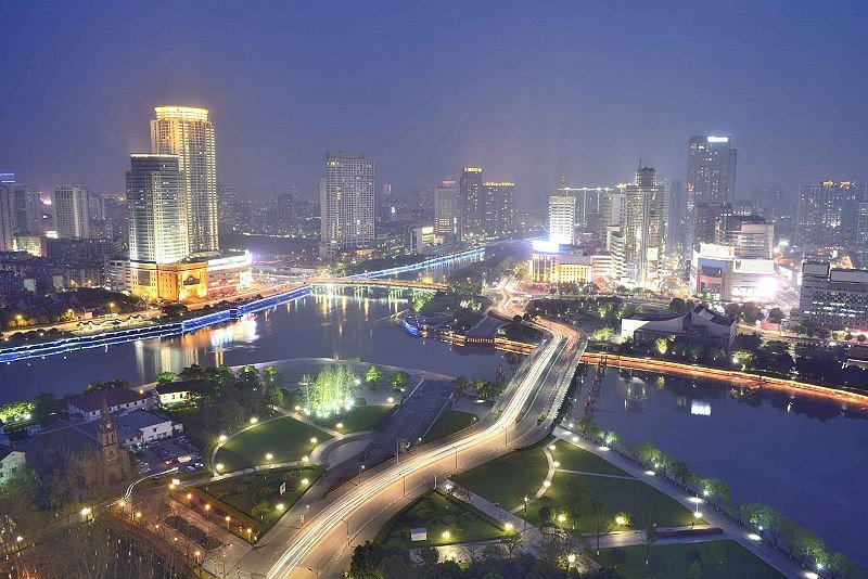 ningbo-at-night