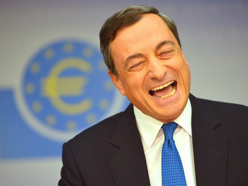 Mario Draghi in EU ne dovolita Sloveniji zapiranja goljufivih bankirjev in politikov