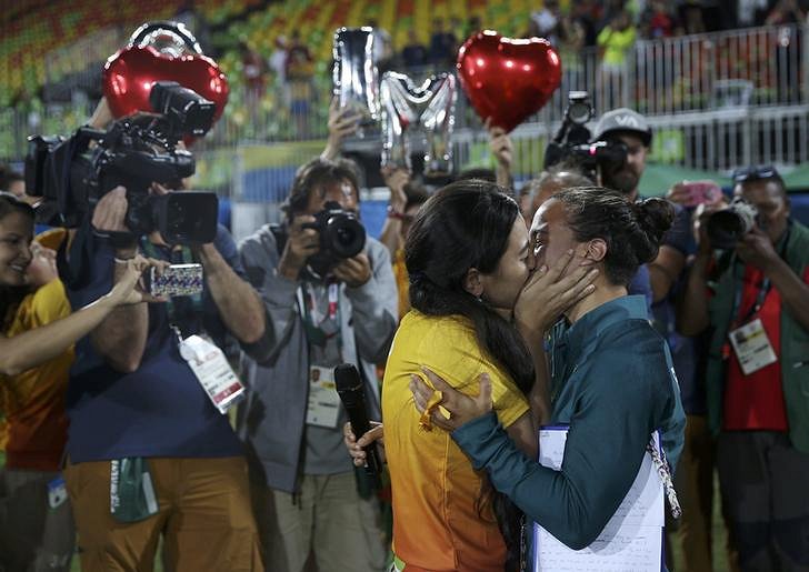 First_live_athlete_proposal_at_Rio2016.jpg