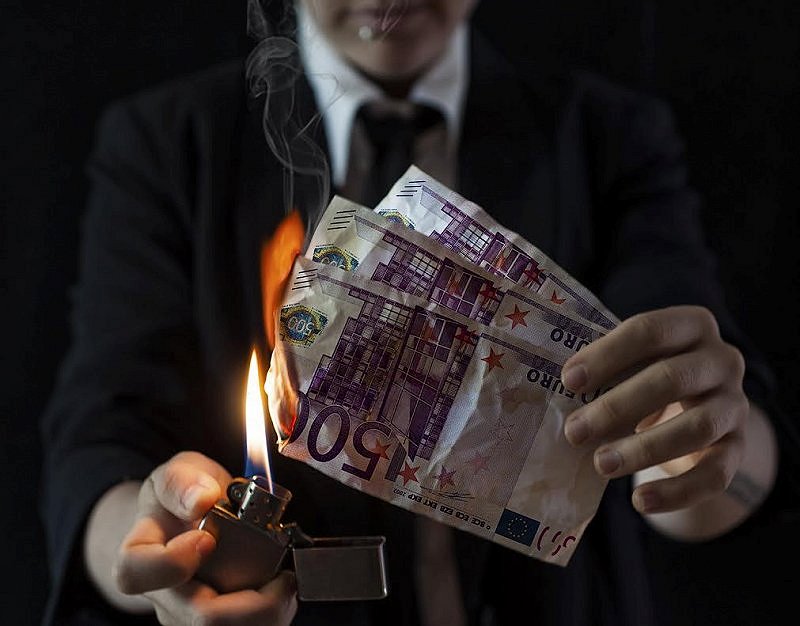 Kolumna: Živela sta bogatin in revež