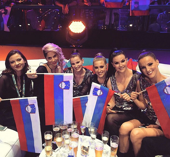 Sloveniji je uspelo. Lea Sirk v finalu Evrovizije!  