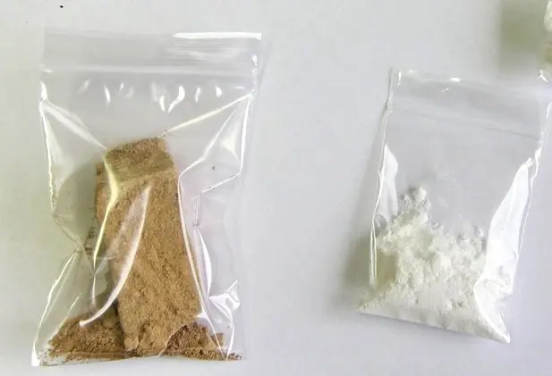 arhivski posnetek prepovedane droge heroin in kokain