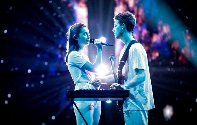 Odzivi: Zala Kralj in Gašper Šantl s skladbo Sebi v sobotni finale Evrovizije 