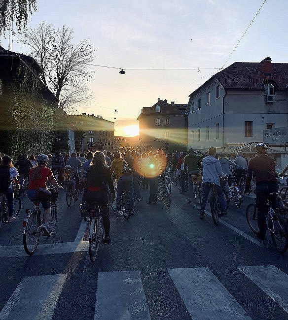 Protesti Ljubljana kolo 