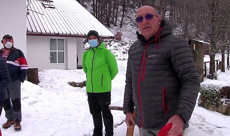 Vlog: Zimski pohod na Čaven