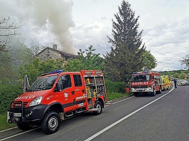 Požar uničil uničil hišo v Batujah
