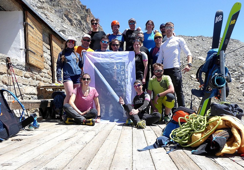 Gran Paradiso: (na šestnajst strelov) in alpinistična šola 22/23