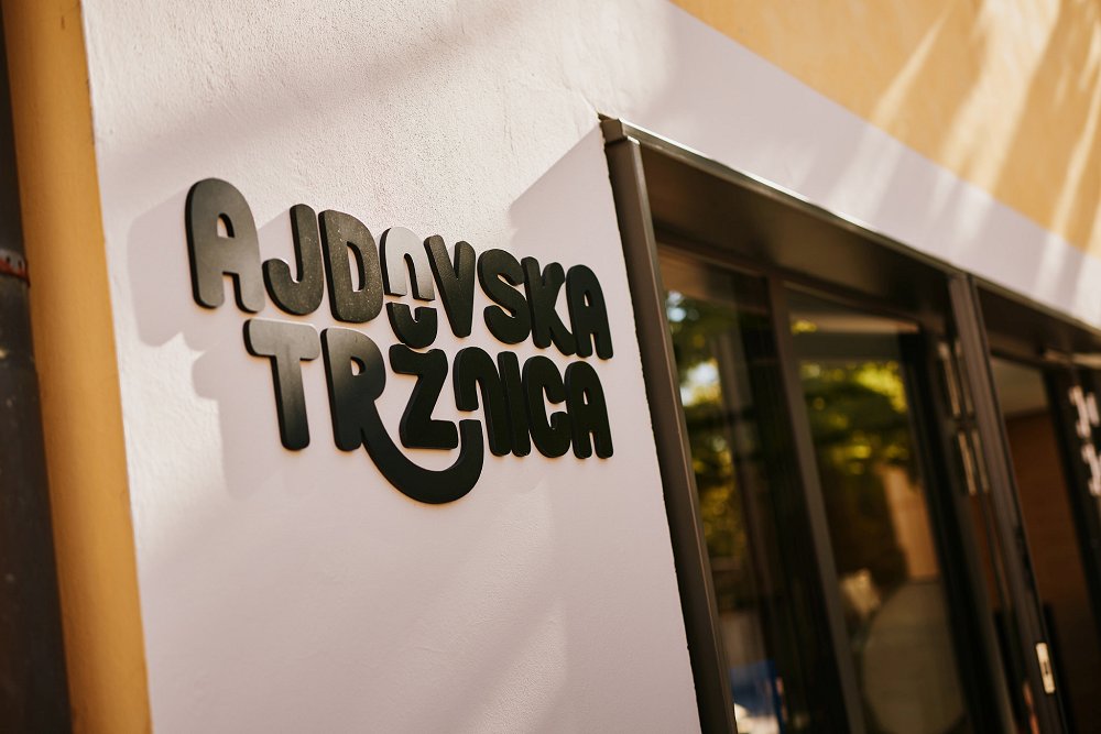 Ajdovska tržnica    