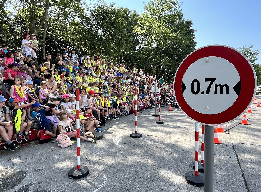 Najmlajši so se dodobra spoznali z delom reševalnih služb na Ajdovskem