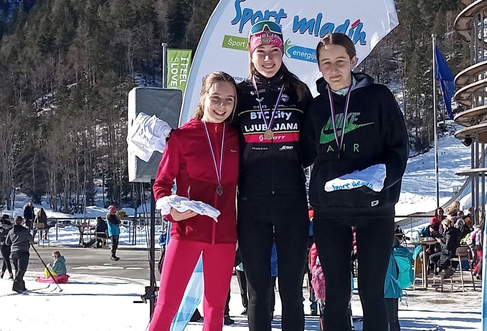 Sara Kerševan tretja na šolskem državnem prvenstvu v smučarskem teku