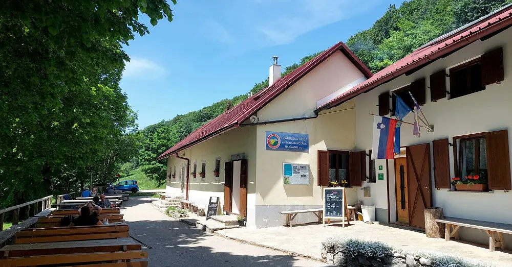 Z mesecem aprilom na Čavnu nov oskrbnik, dosedanji pa v Tiho dolino