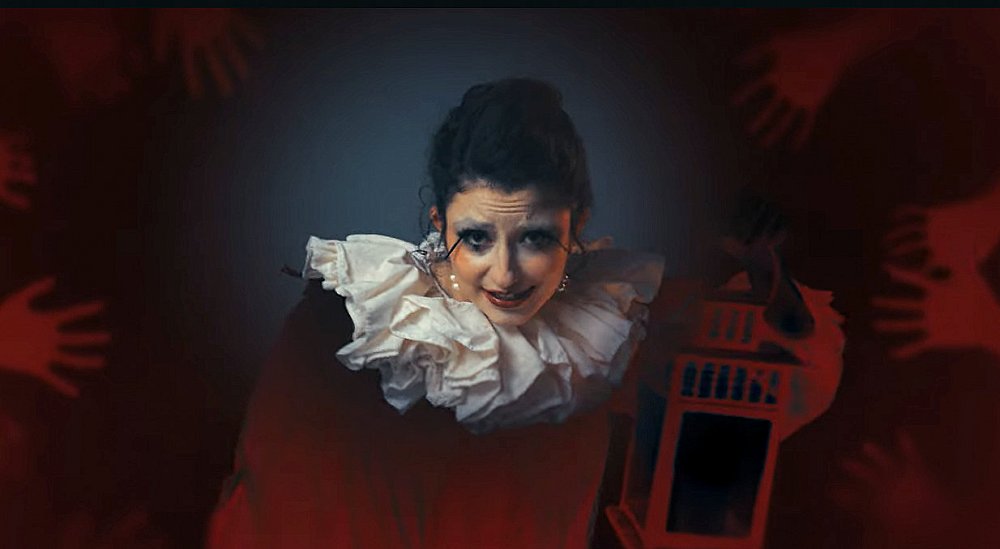 Eva Hočevar predstavlja novo skladbo Melodrama