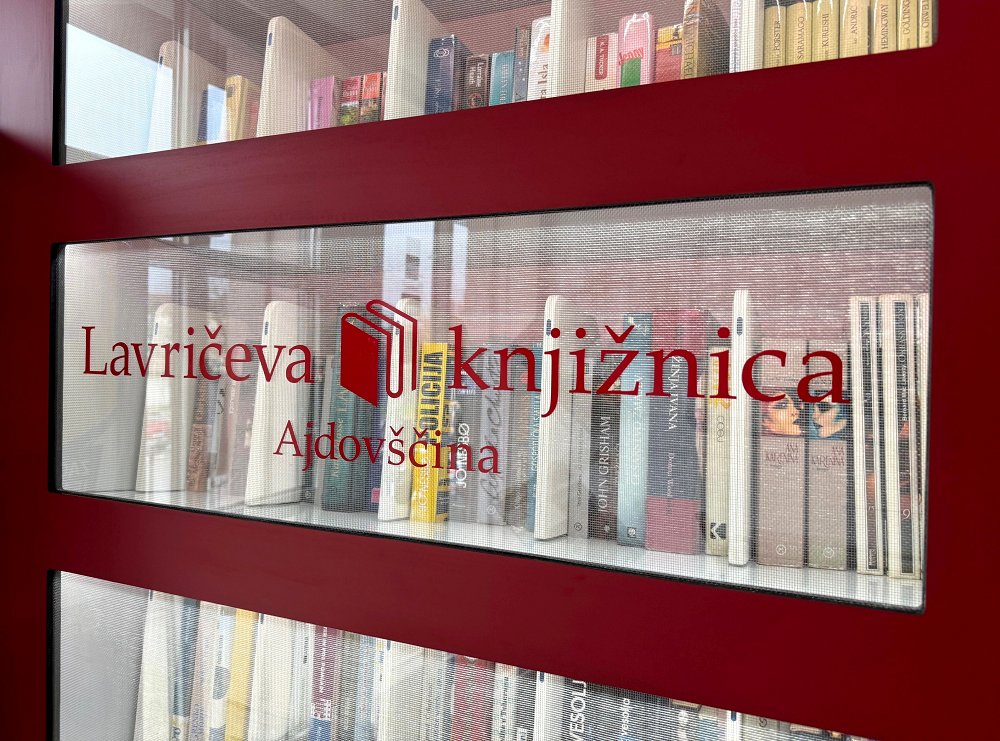Lavričeva knjižnica 2024 fotka