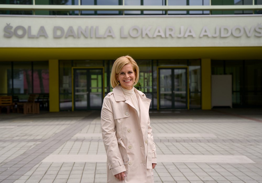 Kristina Angelov Troha: »V medijih se pogosto pojavljajo le slabe novice o šolstvu, škoda, saj je veliko tudi uspehov in pozitivnih zgodb« 