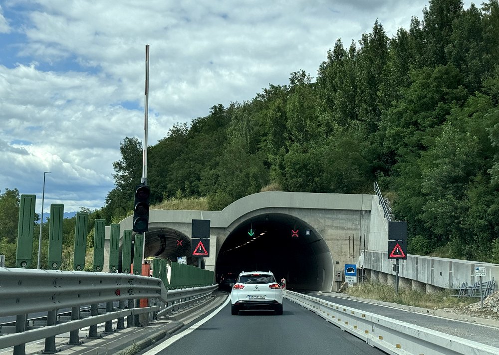 Dars načrtuje popolno zaporo vipavske hitre ceste proti Novi Gorici 