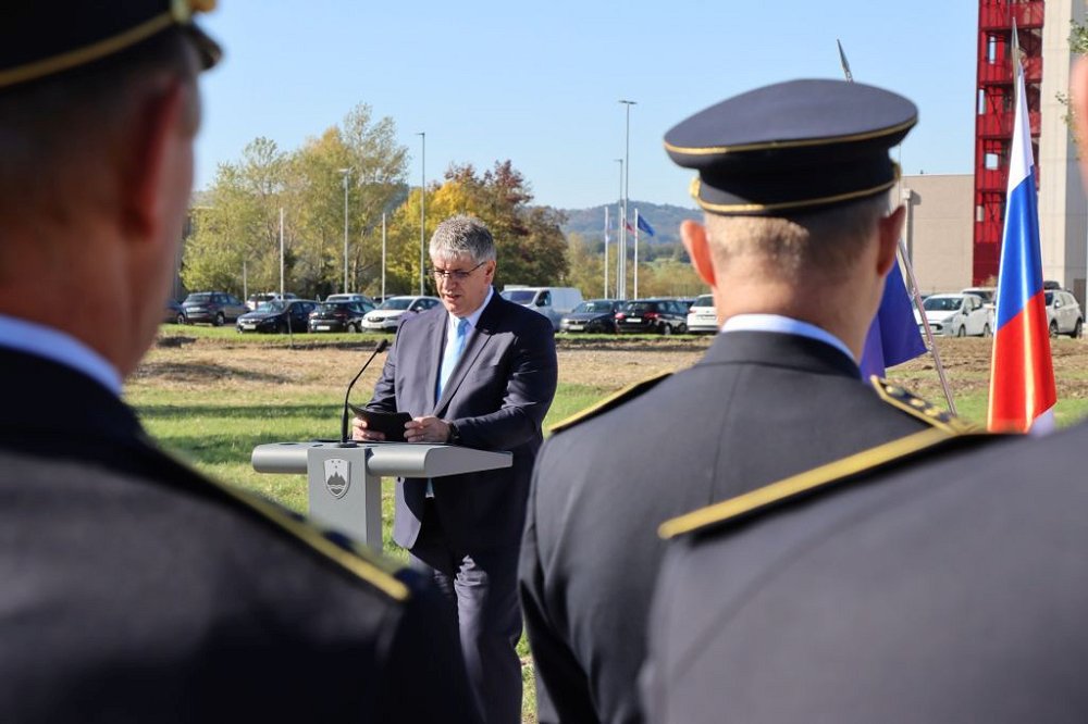 V Ajdovščini postavili temeljni kamen za novo policijsko postajo