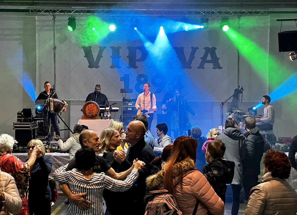 Martinovanje 2025 Kleti Vipava 1894: ko se tradicija združi z energijo!