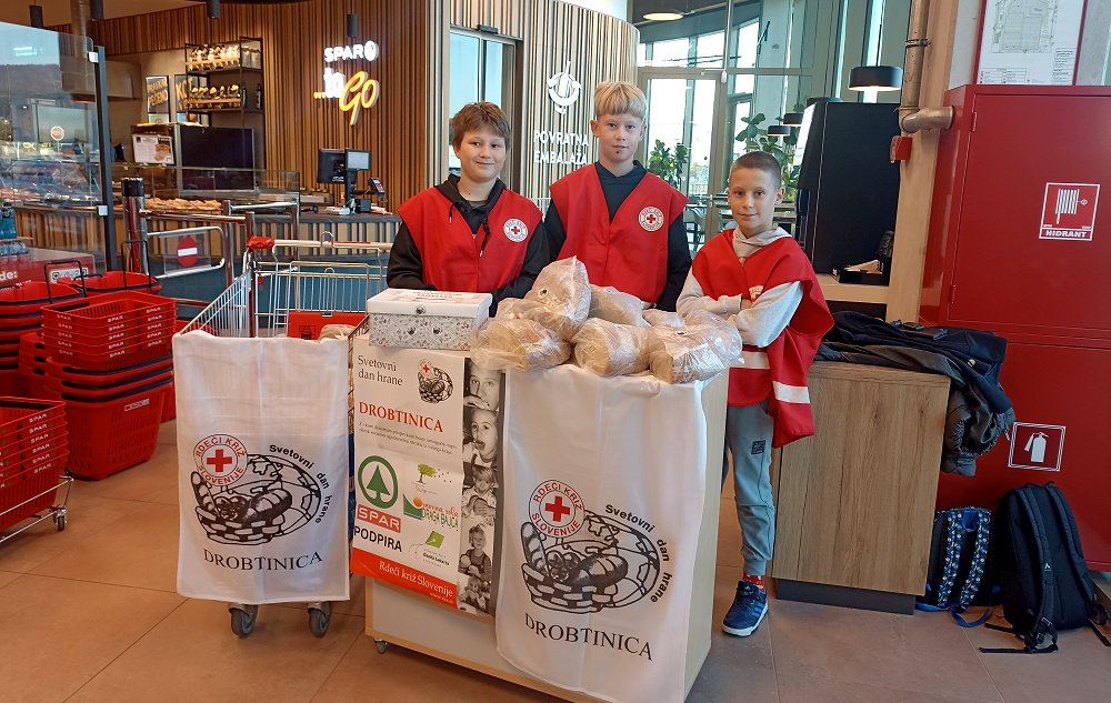 Rdeči križ 2025 fotka