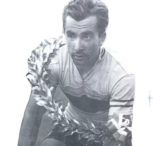 Poslovil se je pionir slovenskega kolesarstva Alojz Bajc