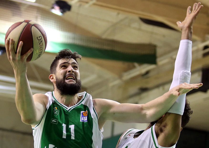 Ajdovski košarkarji v nadaljevanju sezone okrepljeni z evropskim prvakom Žigo Dimcem