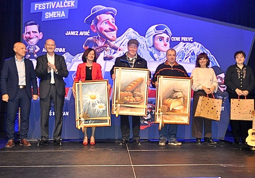 Mlinotest zaposlenim podaril večer smeha, priznanj in druženja