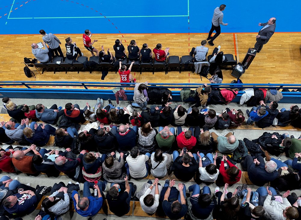 Ajdovke potujejo na Nizozemsko z golom prednosti