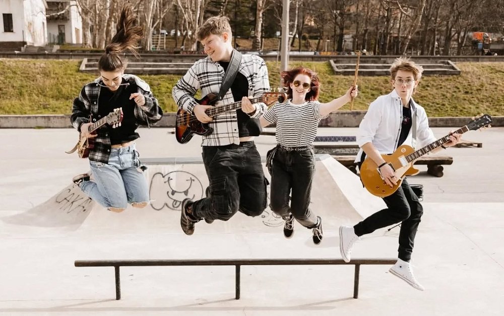 Mačji Kwt z videospotom za skladbo Sosejda na balkoni