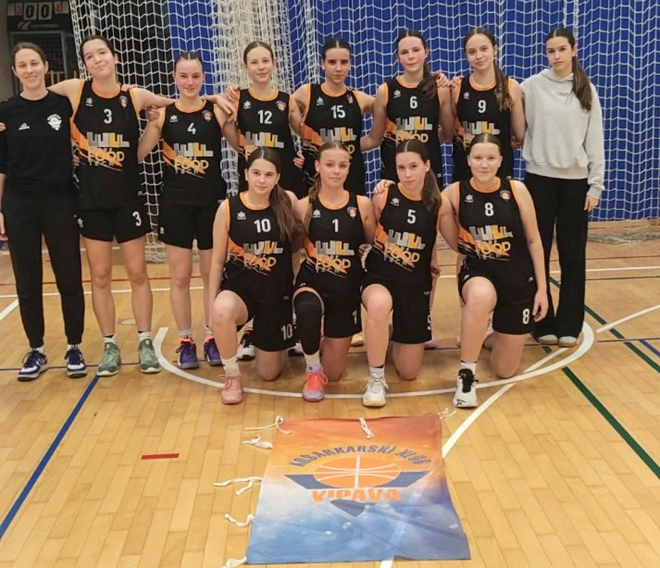 Mlade Vipavke ostajajo neporažene v ligi LWB