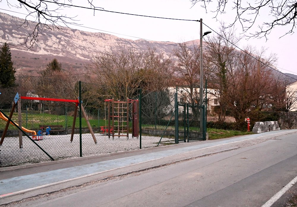 Na Lozicah se obeta gradnja novih športnih površin