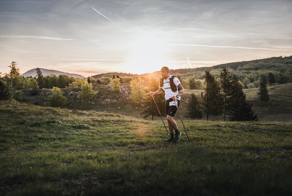 V Vipavski dolini se je čez vikend na stezicah pomerilo več kot 2600 trail bojevnic in bojevnikov iz 60 držav sveta