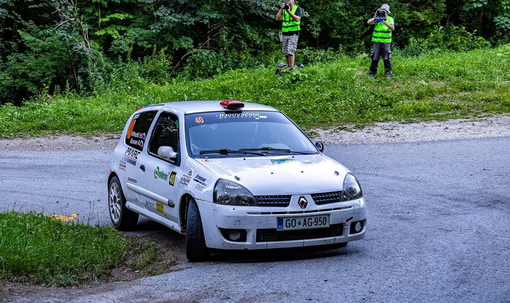V Železnikih dobre predstave domačih reli posadk