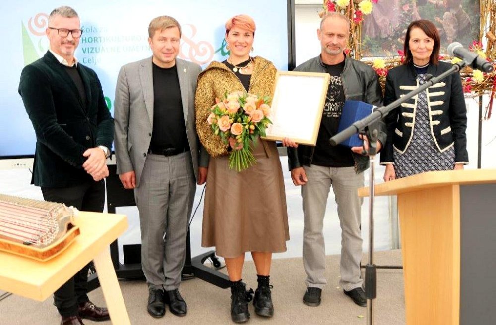 Maja Seražin Česen iz  ustvarjalnice cvetličnih zgodb MAJLU, postala državna prvakinja v cvetličarstvu 2026
