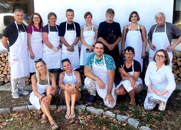 »Blagor miroljubnim« ob Slavnostni akademiji Škofijske karitas Koper v dvorcu Lanthieri v Vipavi 